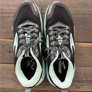 Brooks Cascadia Trail Runners
